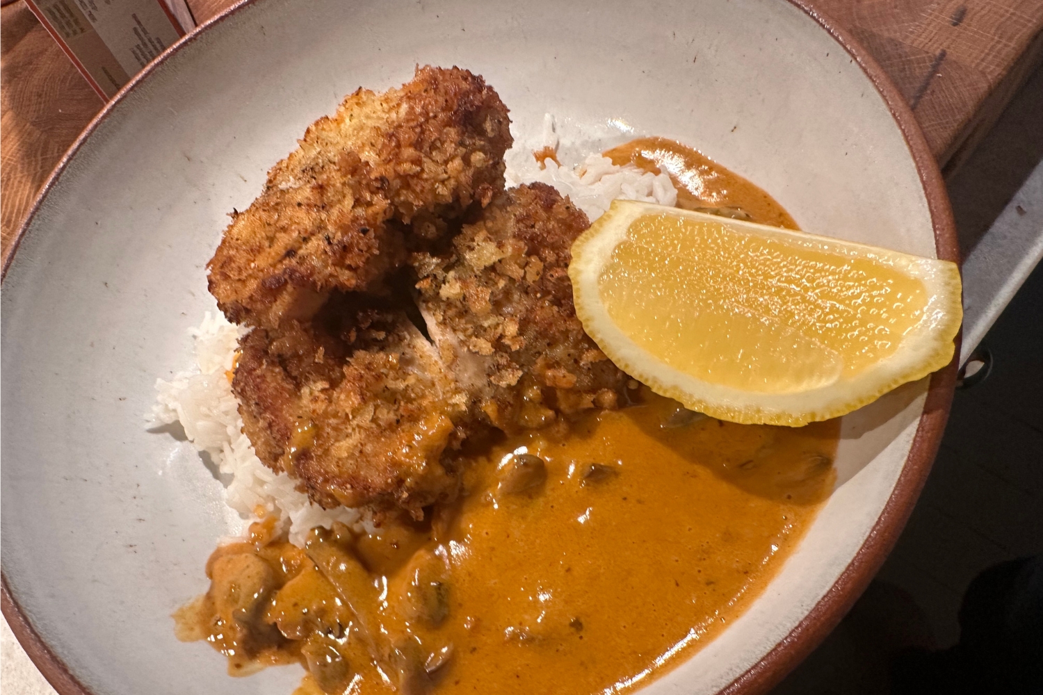 Panerad Kyckling med pepparsås