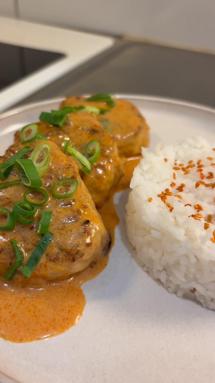 Asiatiska biffar med röd currysås