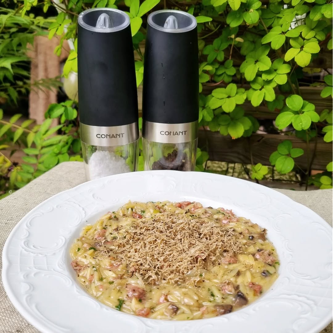 Falsk risotto med färsk tryffel och salsiccia