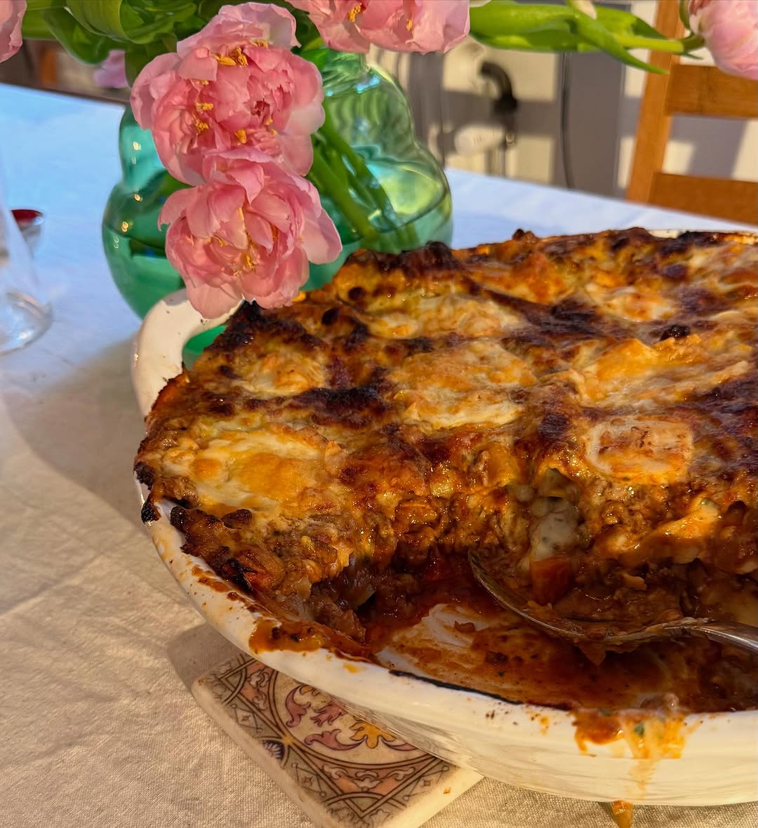 Lasagne med köttfärssås och ostsås
