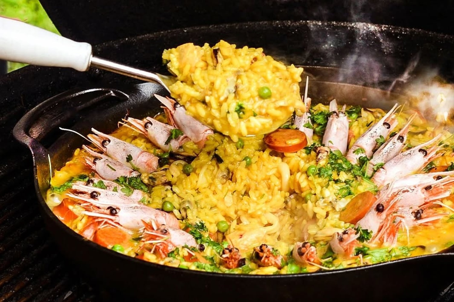 Paella på grillen