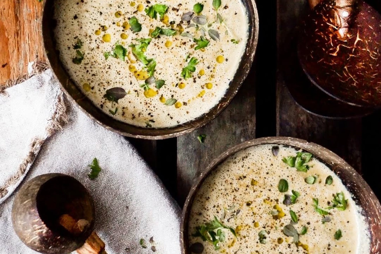 Gräddig kantarellsoppa med lite cognac Gräddig kantarellsoppa med lite cognac
