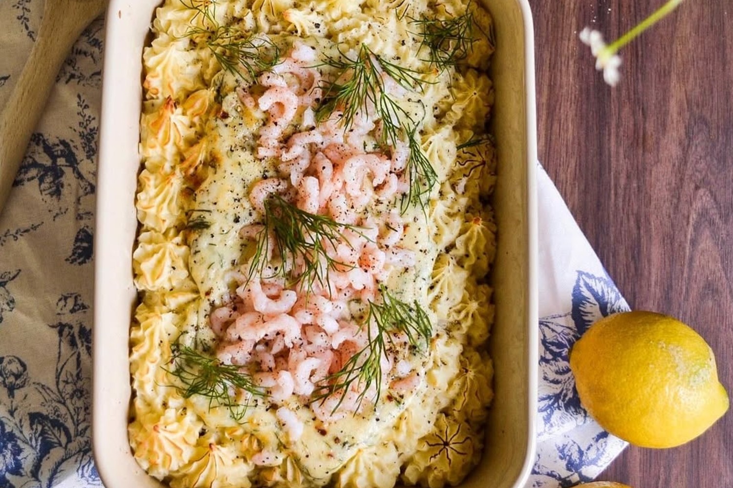 Klassisk Fiskgratäng med sej och räkor