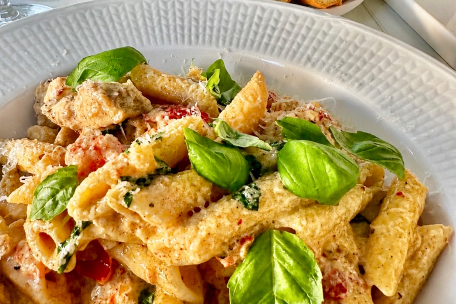 Johans Eldiga & Basilika Pasta