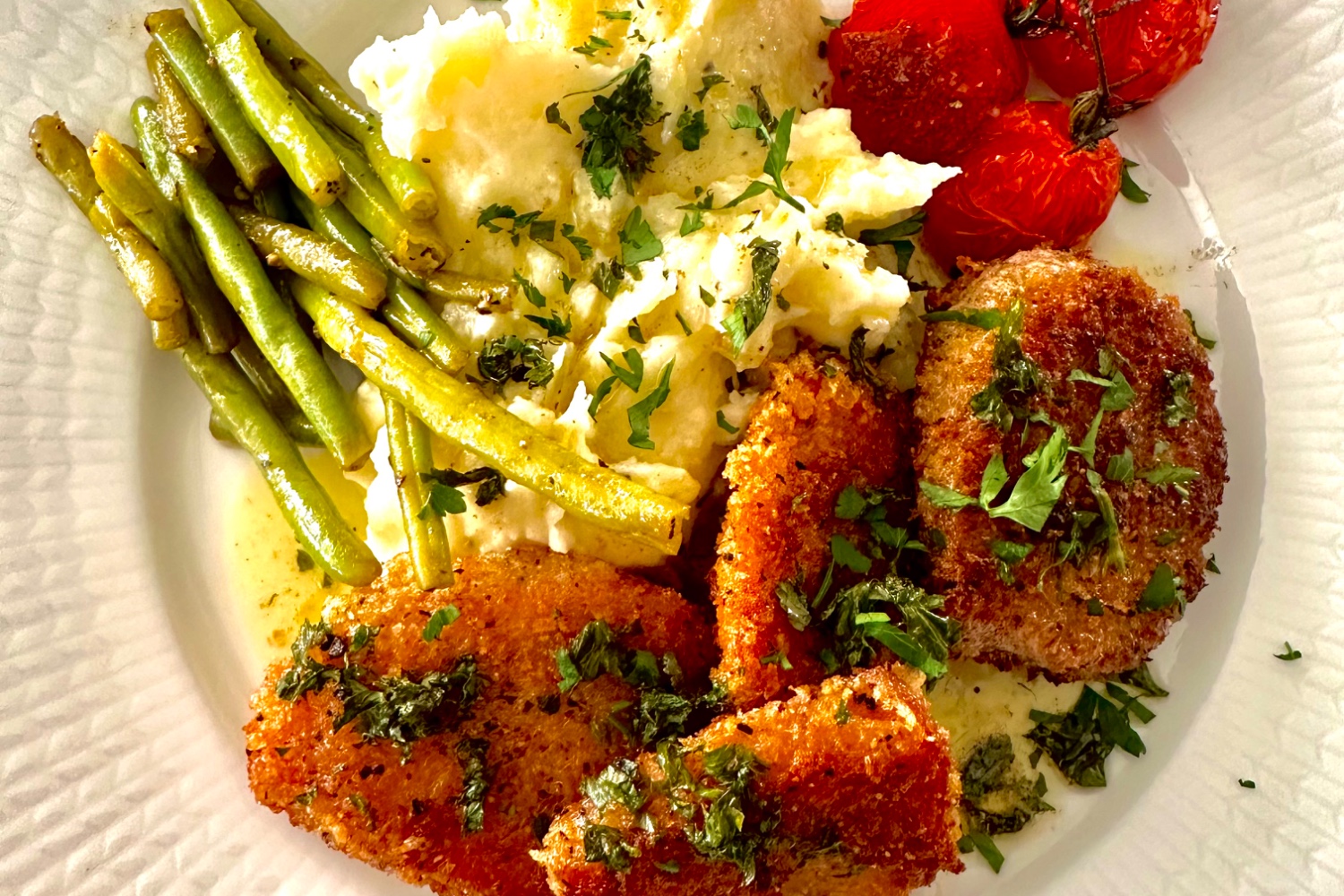 Panko och parmesan panerade Falukorv med potatismos 