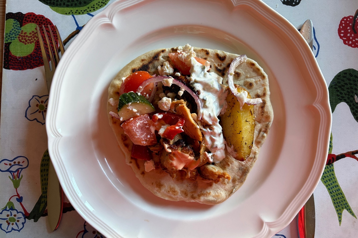 Kycklinggyros i pita Kycklinggyros i pita
