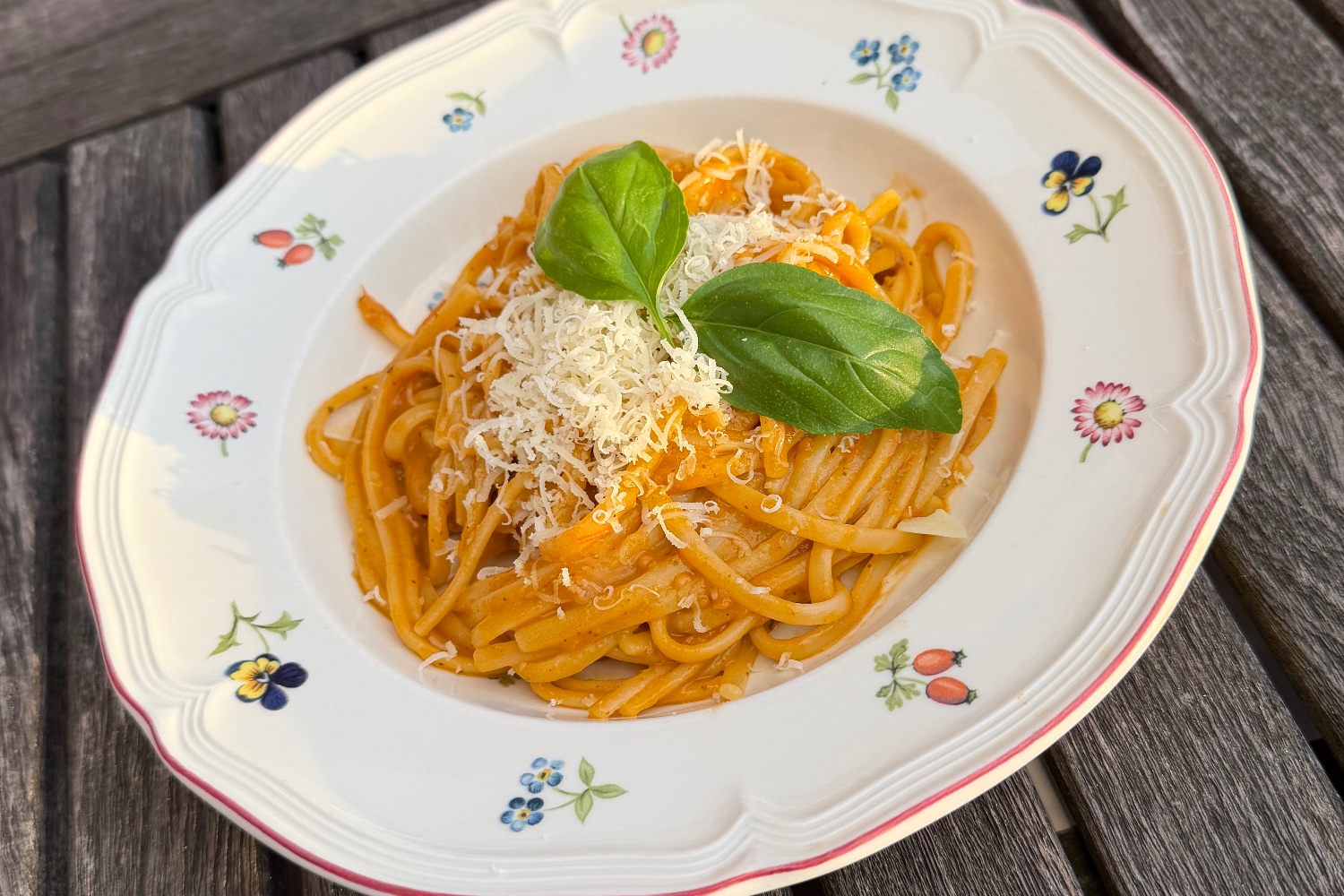 Pasta med tomatsås Pasta med tomatsås