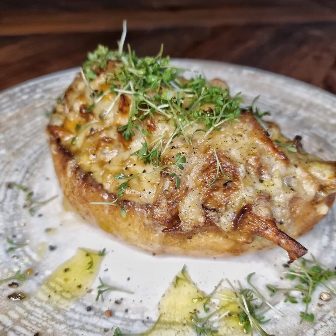 Smörstekt torskrygg med färskpotatis och brynt smör