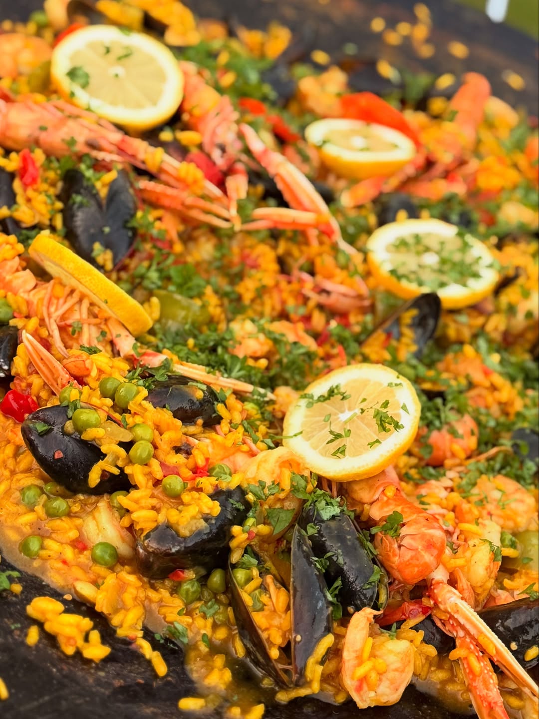 Paella på stekhäll
